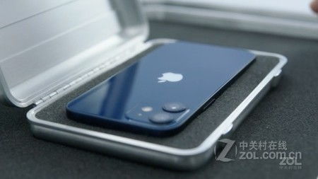 128G內(nèi)存的蘋果iPhone 12藍色款僅售5499元，兼顧容量與品質(zhì)的性價比之選